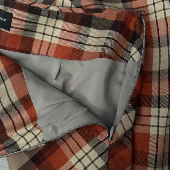 The Limited Plaid Pencil Skirt in Tan and Brown - Picture 6 of 11